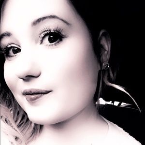 Meet your Posher, Mallissa